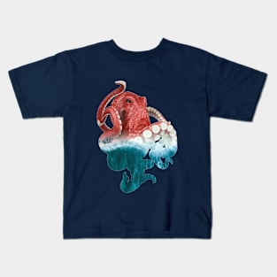 sea octpous for the summer and winter Kids T-Shirt